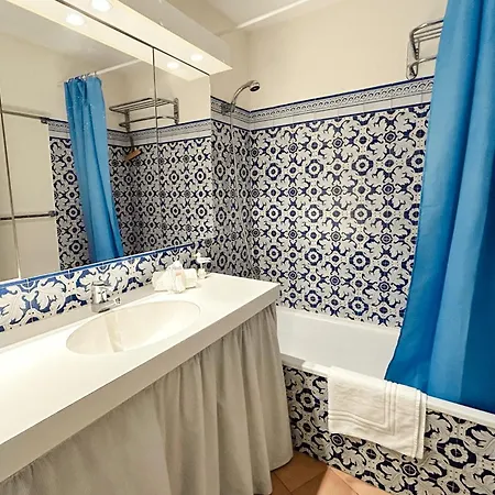 Lovely 3-room With Ac And Wifi - Lift Apartamento Grimaud